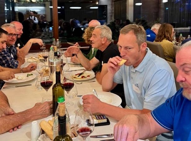 339a271c-7563-495f-8956-306e79c1cee6