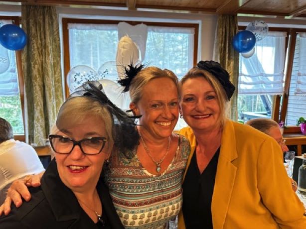 62096550-c49d-40cb-8841-ac551c4000db